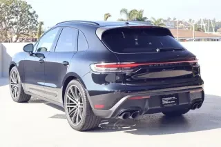 2024 Porsche Macan T - Image 3 of 4