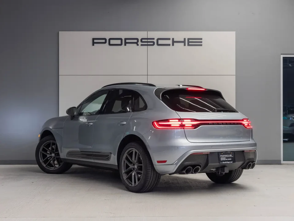 2024 Porsche Macan T - Image 3 of 8