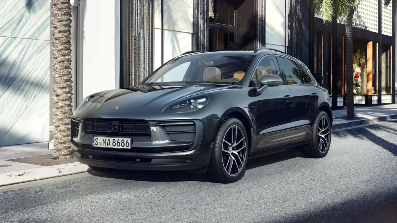 2024 Porsche Macan T - Image 2 of 7