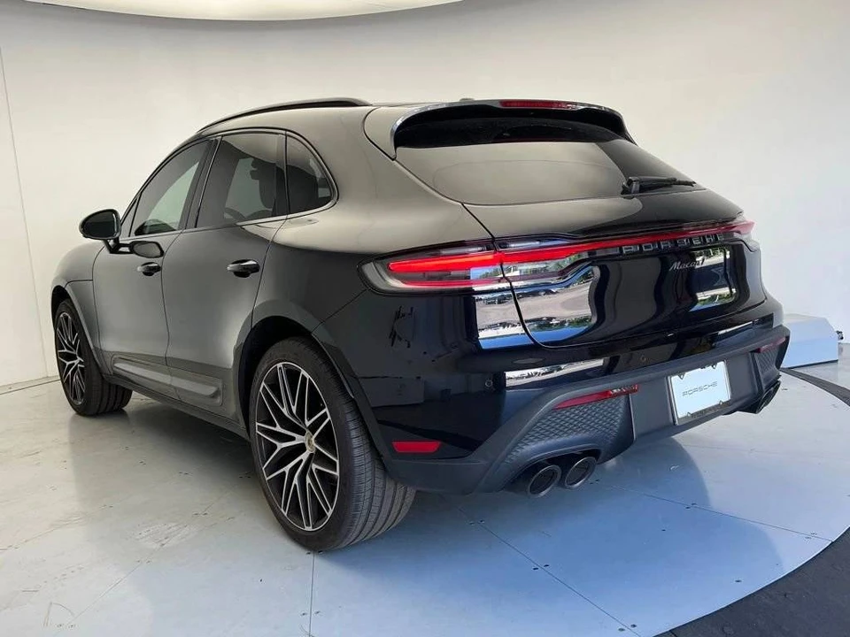 2024 Porsche Macan T - Image 3 of 5