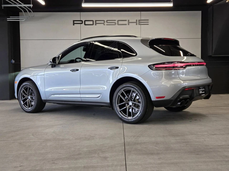 2024 Porsche Macan T - Image 3 of 5