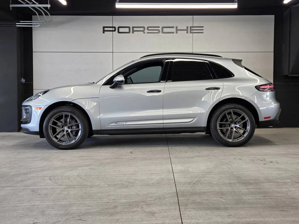2024 Porsche Macan T - Image 2 of 5