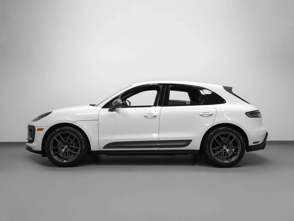 2024 Porsche Macan T - Image 2 of 5