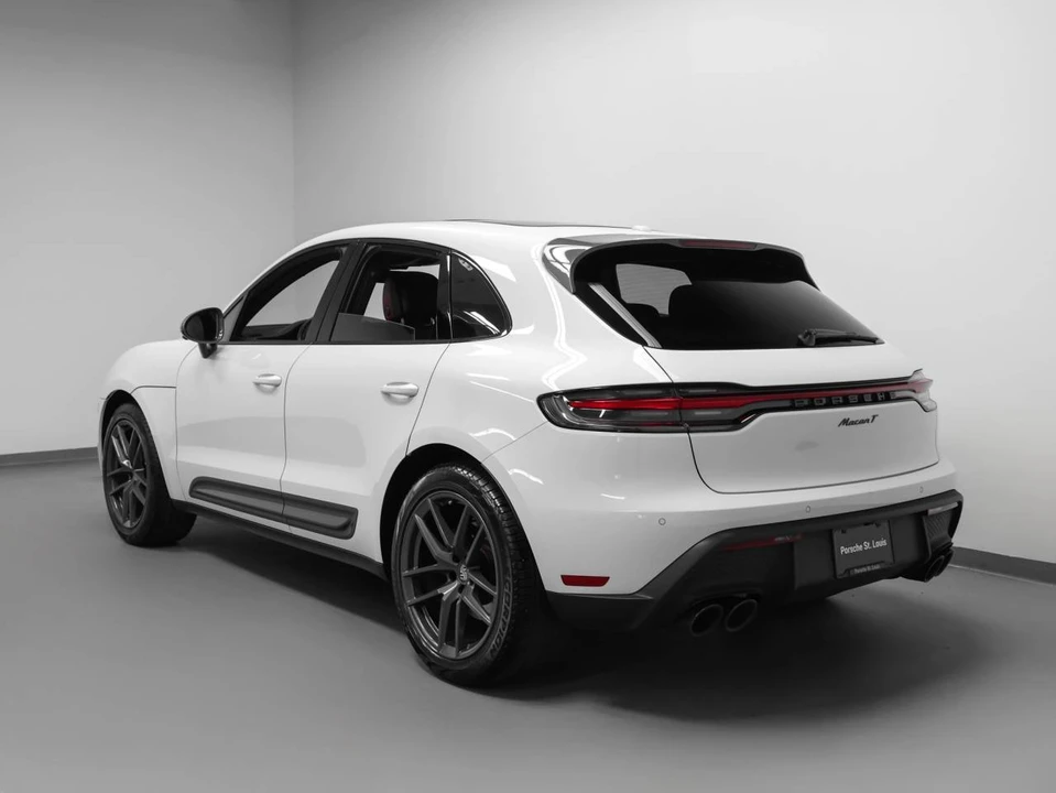 2024 Porsche Macan T - Image 3 of 5