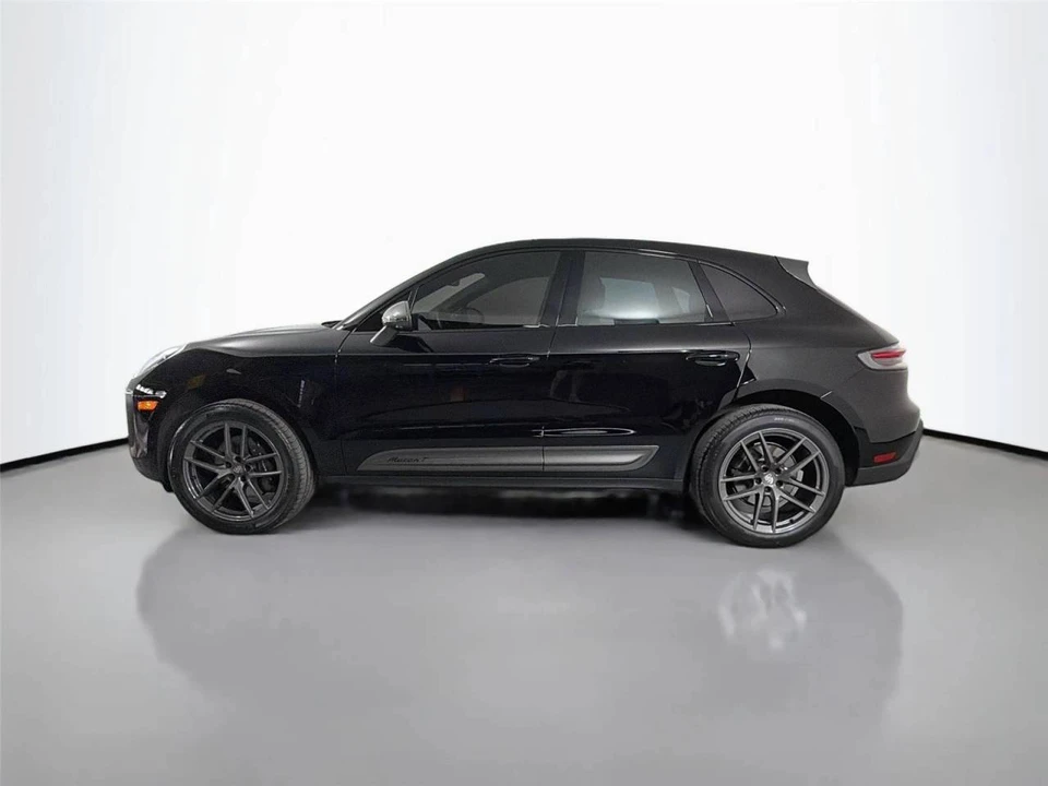 2024 Porsche Macan T - Image 2 of 5