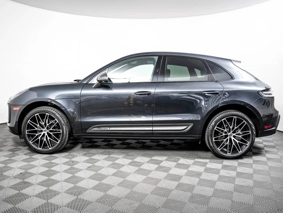 2024 Porsche Macan T - Image 2 of 5