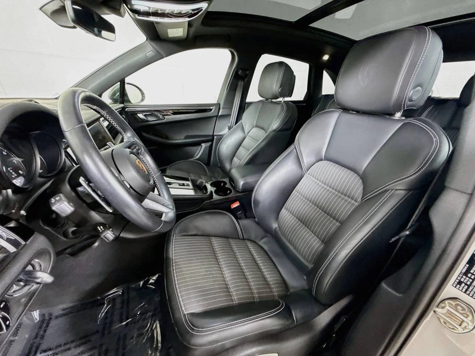 2024 Porsche Macan T - Image 5 of 5