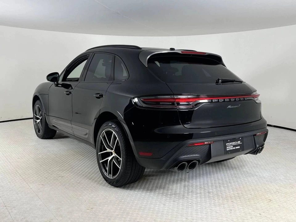 2024 Porsche Macan T - Image 3 of 5
