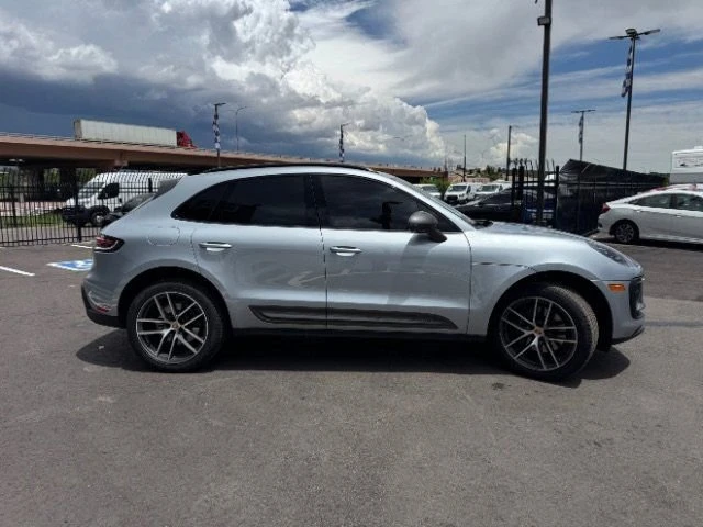 2024 Porsche Macan T - Image 4 of 20