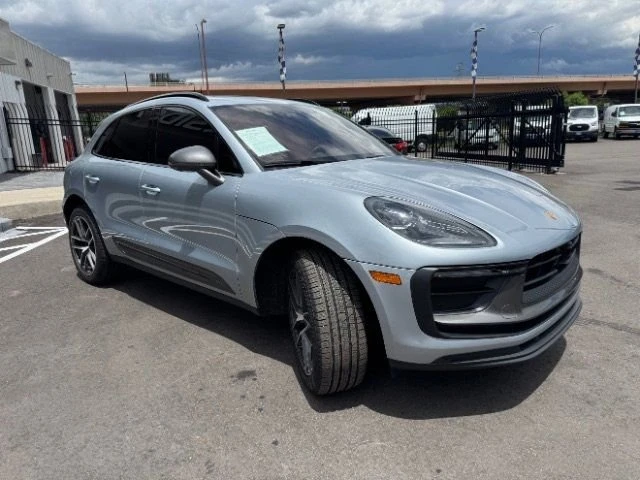 2024 Porsche Macan T - Image 3 of 20
