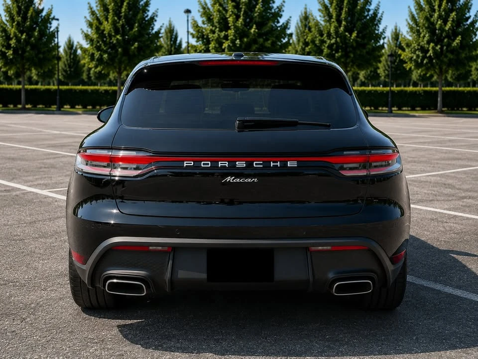 2024 Porsche Macan T - Image 3 of 17