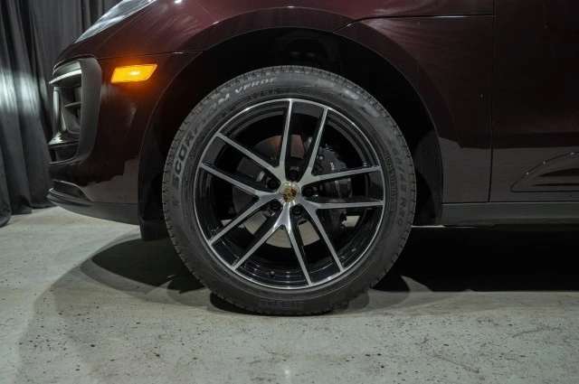 2024 Porsche Macan T - Image 7 of 21