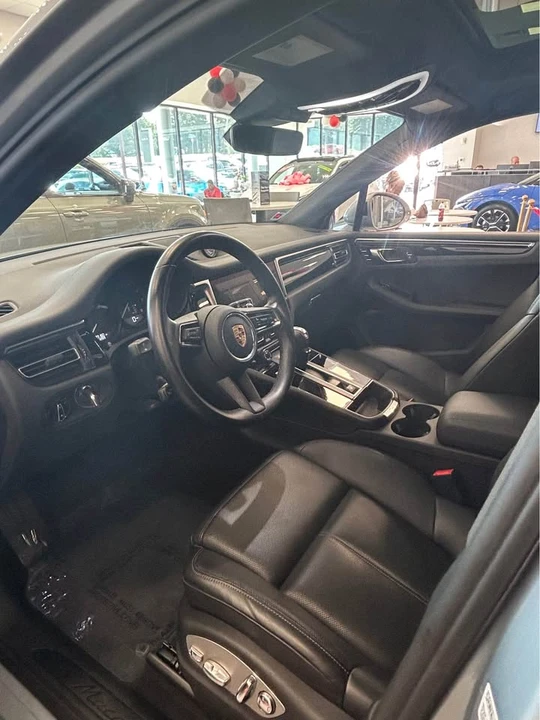 2024 Porsche Macan T - Image 5 of 12