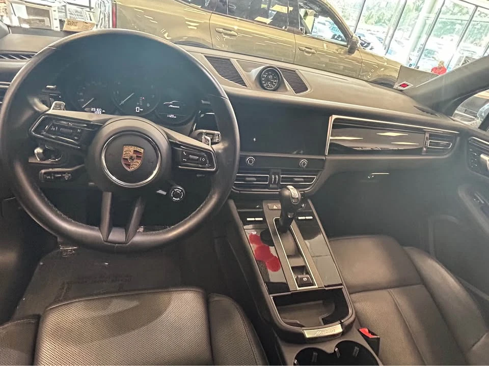 2024 Porsche Macan T - Image 3 of 12