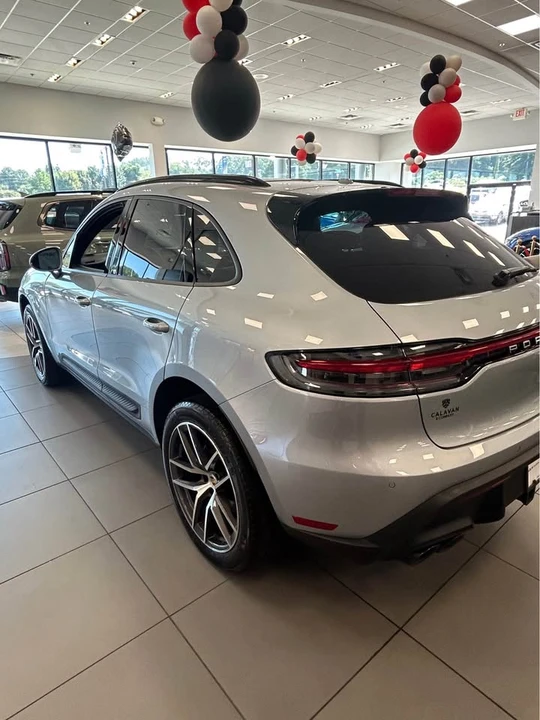 2024 Porsche Macan T - Image 6 of 12