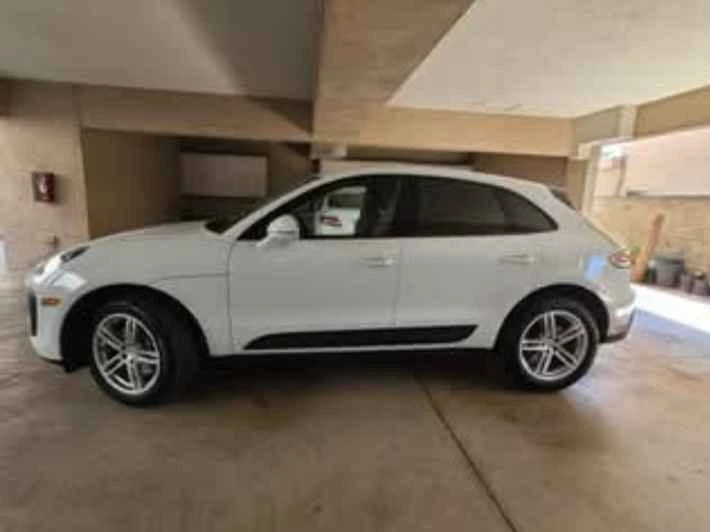 2024 Porsche Macan T - Image 5 of 12