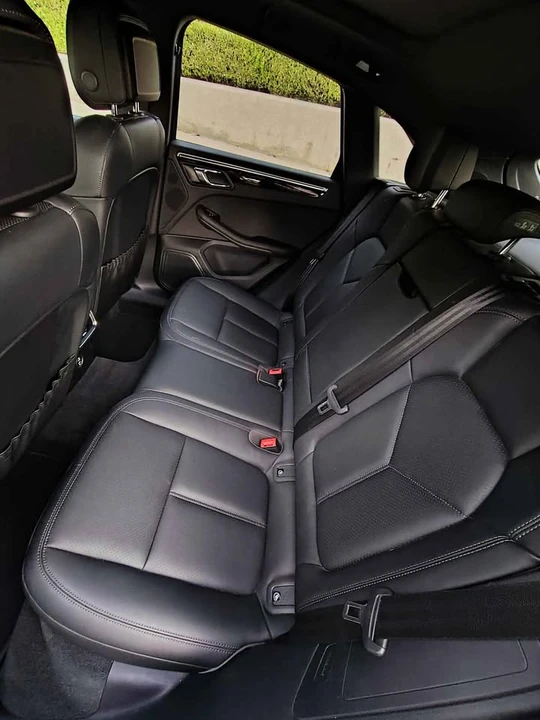 2024 Porsche Macan T - Image 11 of 12