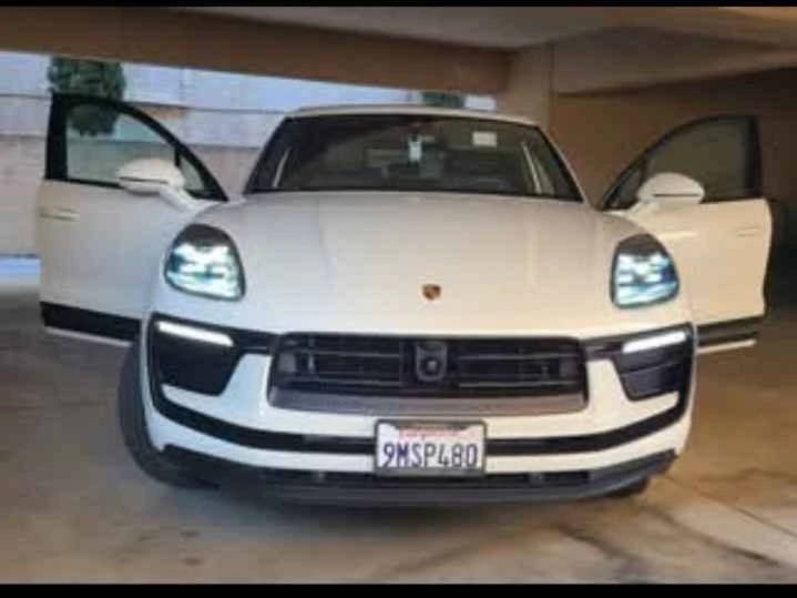 2024 Porsche Macan T - Image 3 of 12