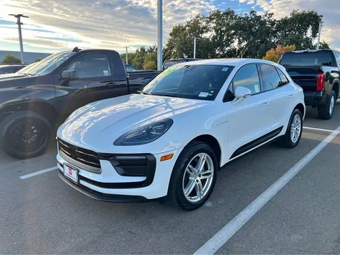 2024 Porsche Macan T Sport Utility 4D