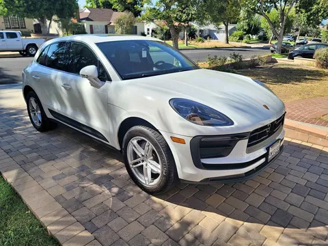 2024 Porsche Macan T Sport Utility 4D