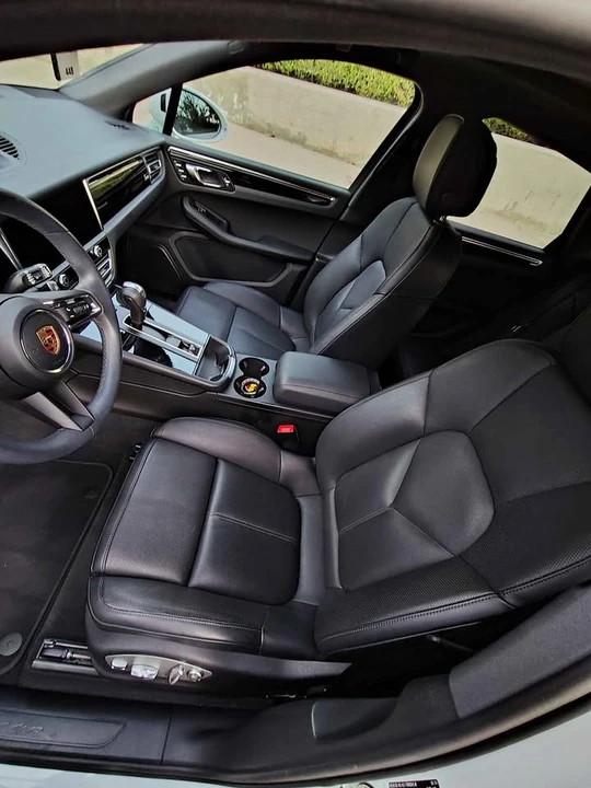 2024 Porsche Macan T - Image 9 of 12