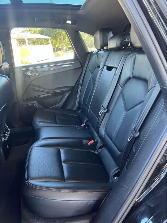 2024 Porsche Macan T - Image 12 of 19