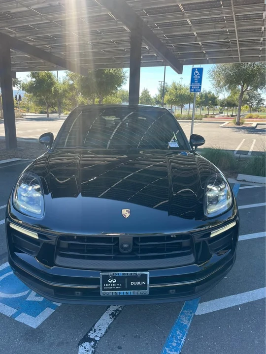 2024 Porsche Macan T - Image 5 of 19