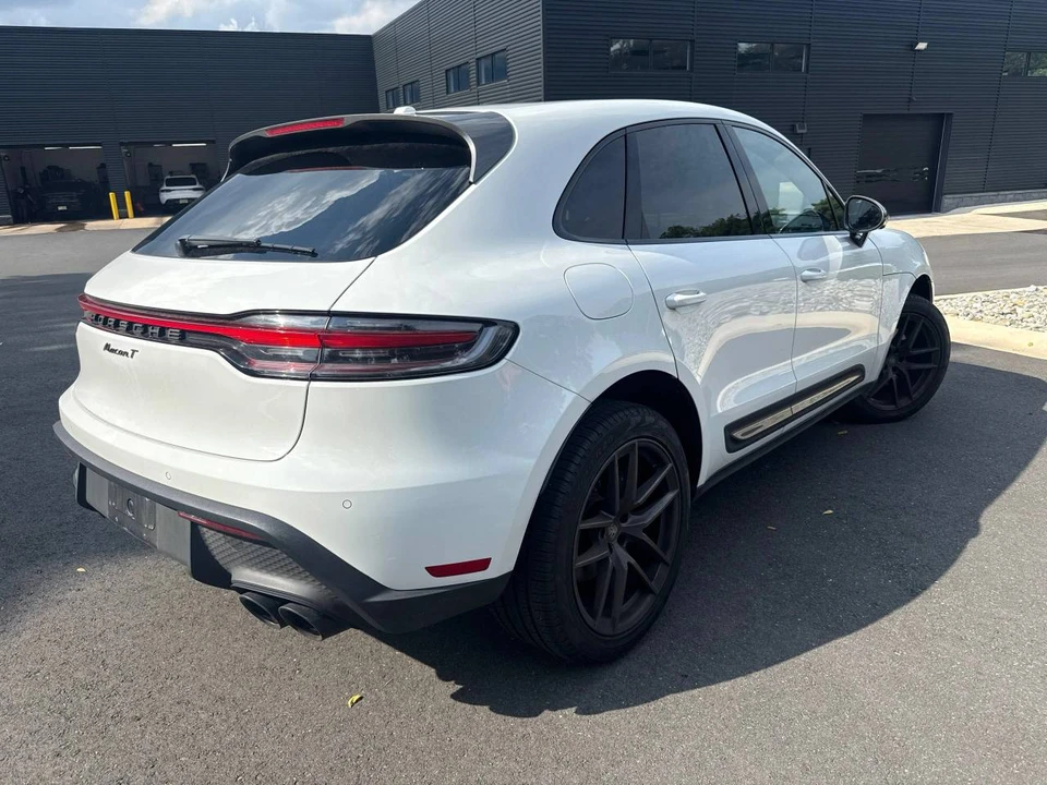 2024 Porsche Macan T - Image 3 of 4