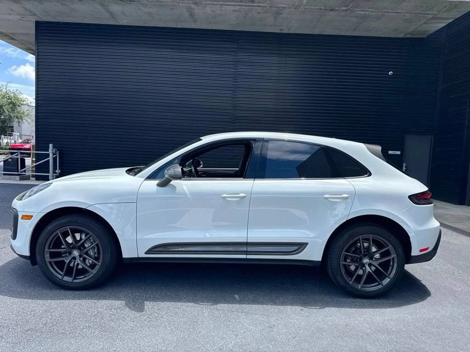2024 Porsche Macan T - Image 2 of 4