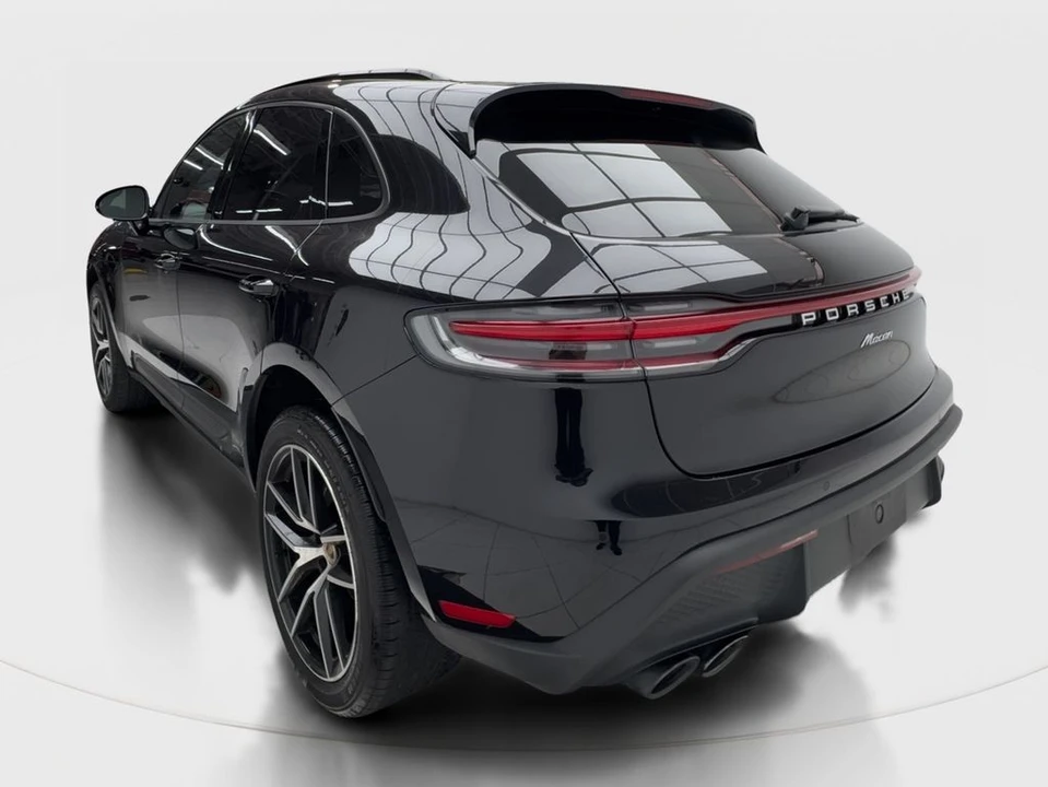 2024 Porsche - Image 10 of 31
