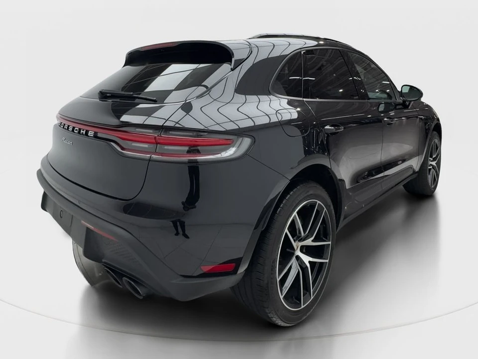 2024 Porsche - Image 7 of 31