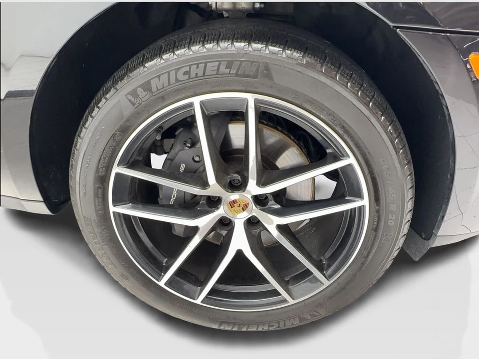 2024 Porsche Macan T - Image 13 of 31