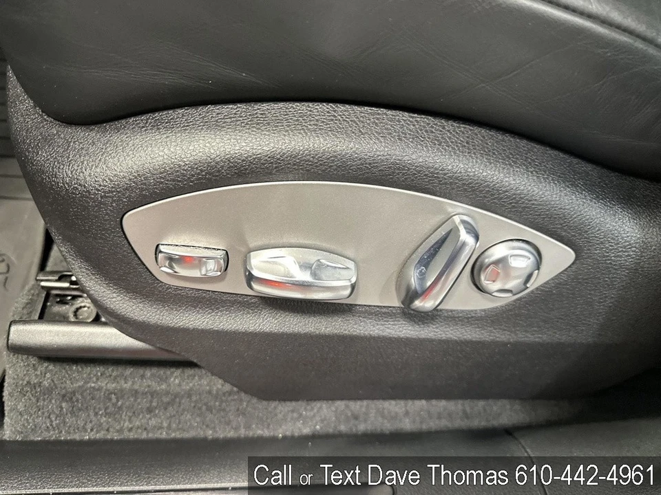 2024 Porsche Macan T - Image 16 of 21