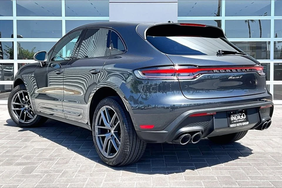 2024 Porsche Macan T - Image 9 of 15