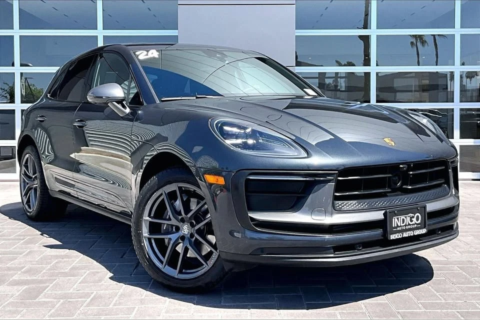 2024 Porsche Macan T - Image 3 of 15