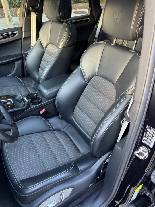 2024 Porsche Macan T - Image 13 of 20