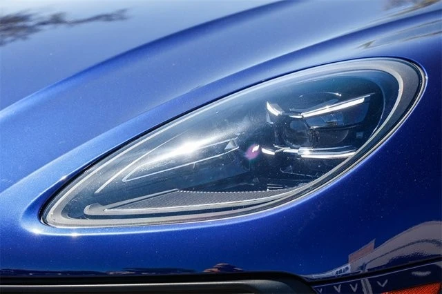 2024 Porsche Macan T - Image 7 of 12