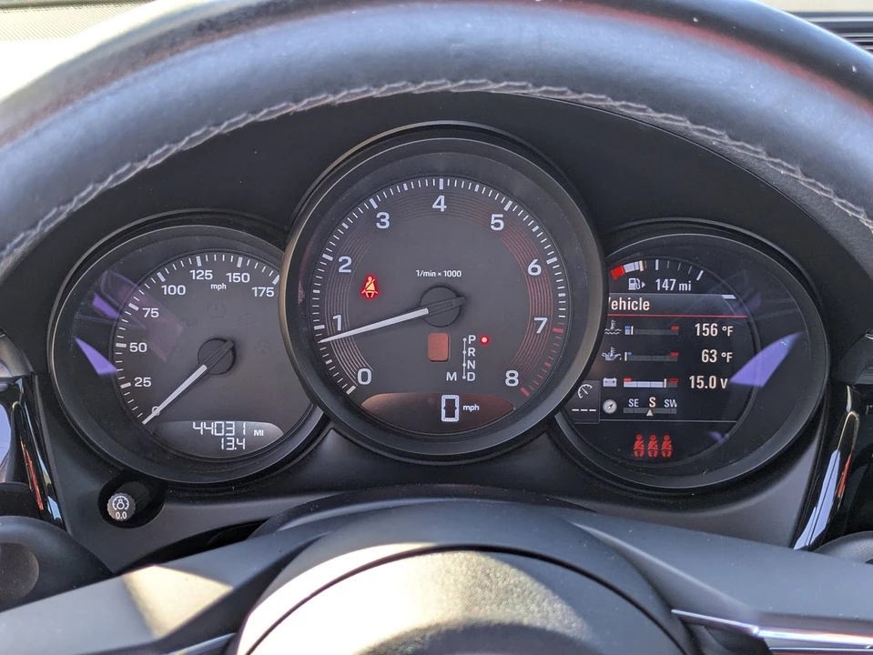 2024 Porsche Macan T - Image 20 of 21