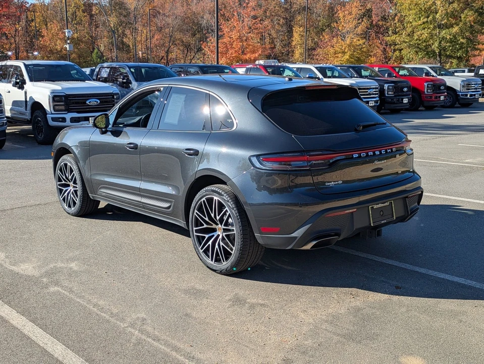 2024 Porsche Macan T - Image 6 of 21