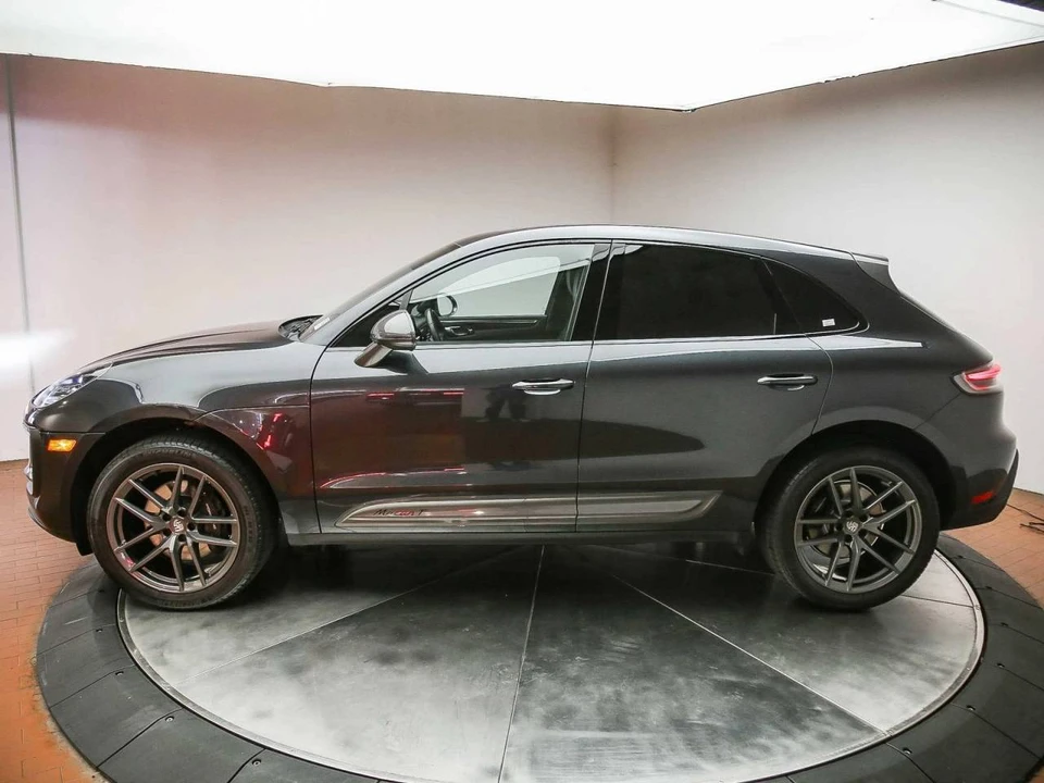 2024 Porsche Macan T - Image 2 of 4