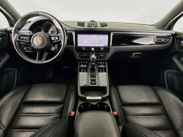 2024 Porsche Macan T - Image 11 of 20