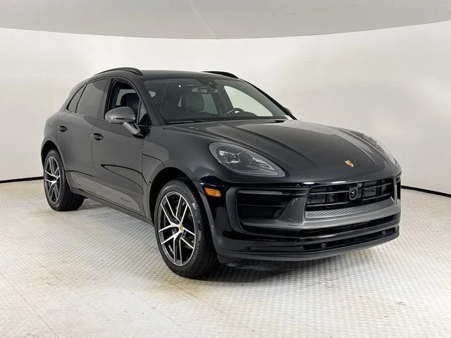 2024 Porsche Macan T - Image 9 of 20