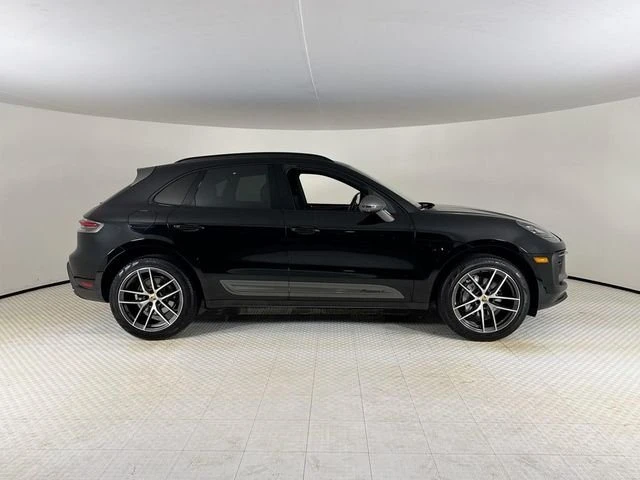 2024 Porsche Macan T - Image 8 of 20