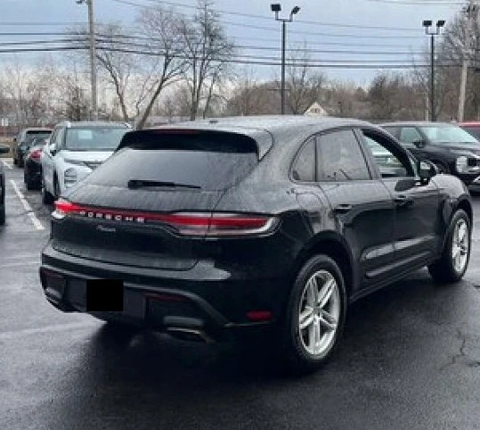 2024 Porsche Macan T - Image 3 of 4