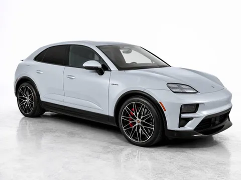 2024 Porsche Macan Turbo Electric