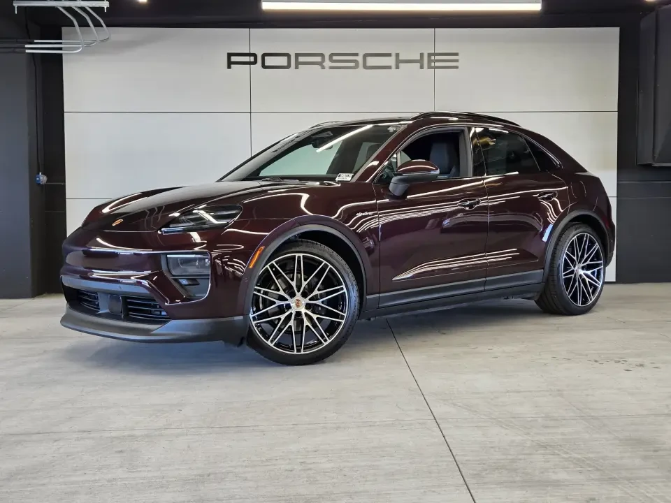 2024 Porsche Macan Electric - Image 7 of 8