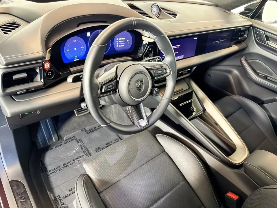 2024 Porsche Macan Electric - Image 5 of 11