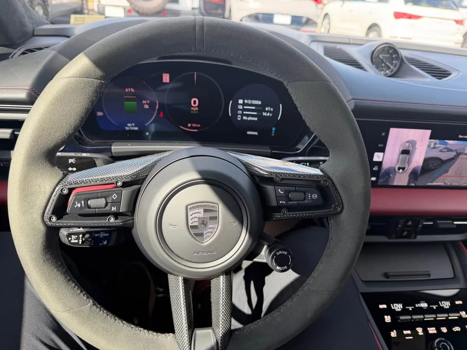 2024 Porsche Macan Turbo - Image 13 of 19