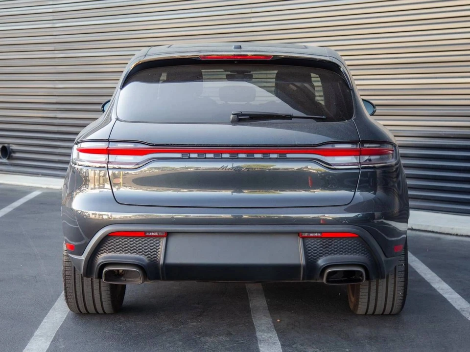 2024 Porsche Macan - Image 4 of 4