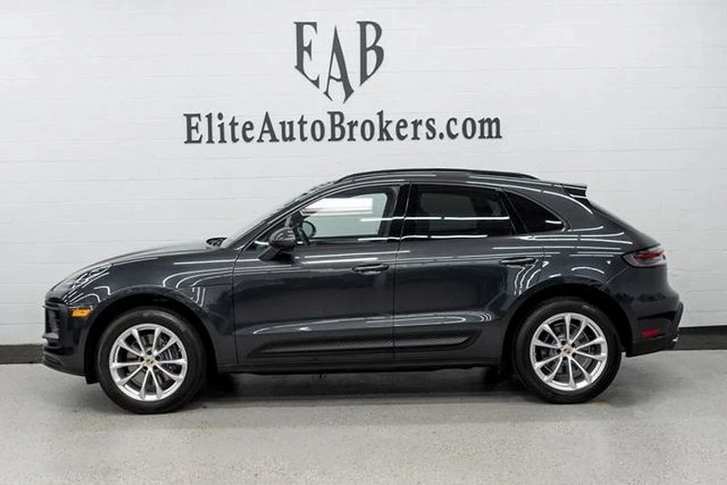 2024 Porsche Macan - Image 2 of 12